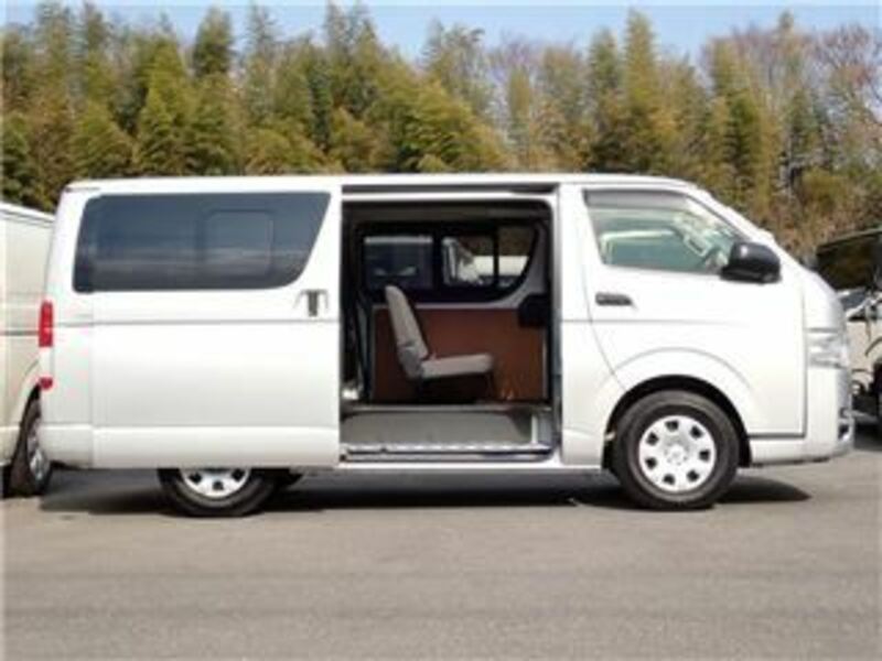 HIACE VAN-35