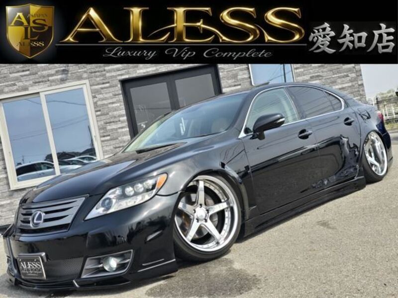 LEXUS LS