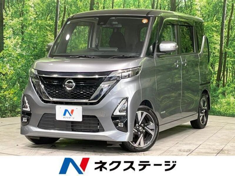NISSAN ROOX