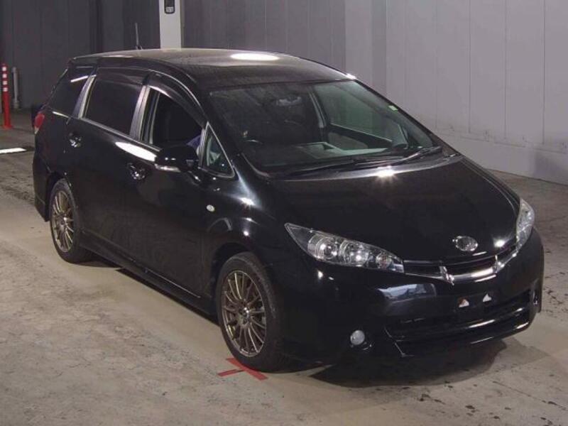 TOYOTA WISH