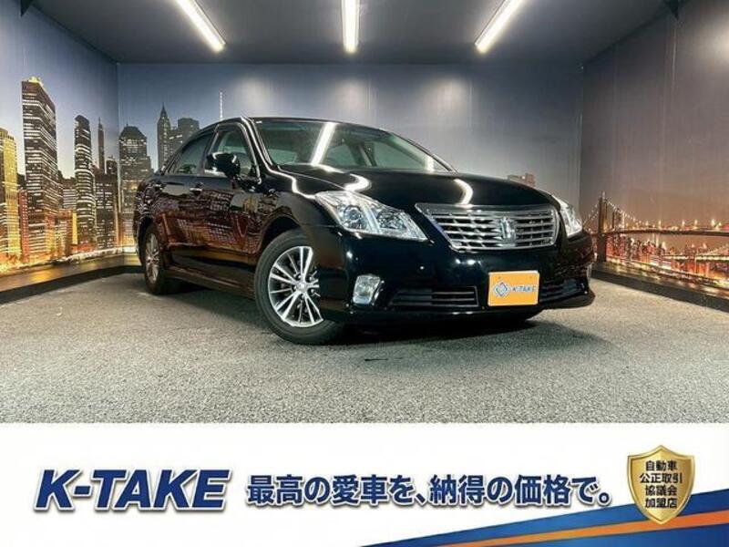 TOYOTA CROWN