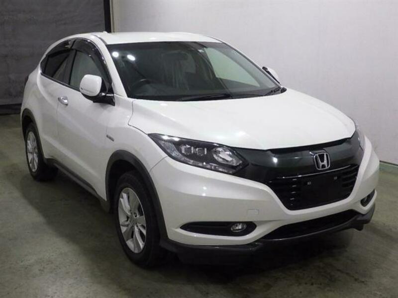 Used 16 Honda Vezel Daa Ru3 Sbi Motor Japan