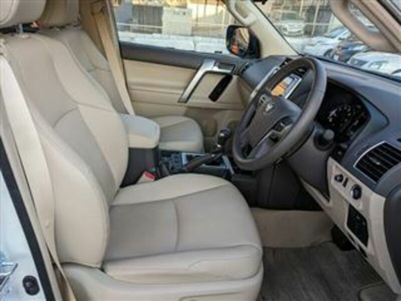 LAND CRUISER PRADO-14