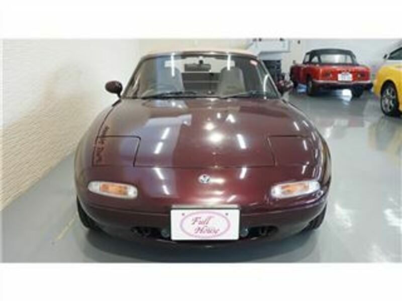 EUNOS ROADSTER