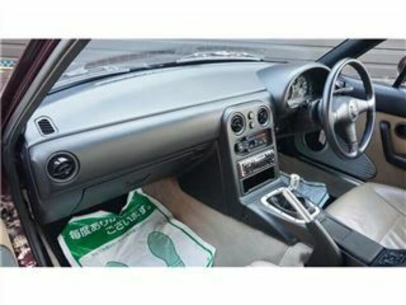 EUNOS ROADSTER