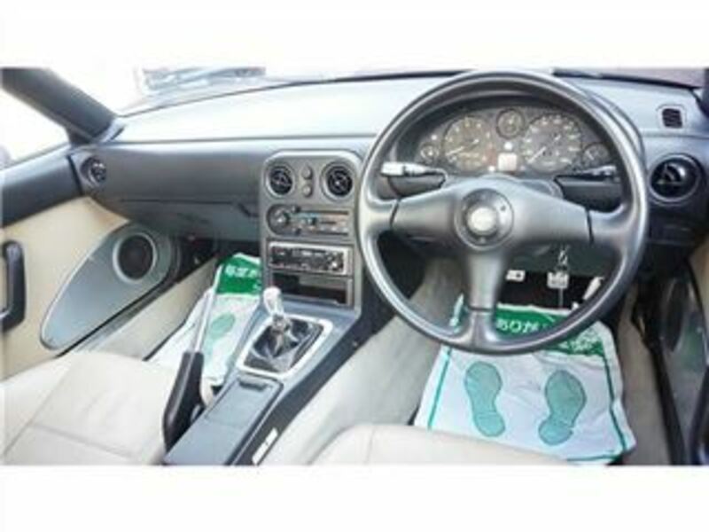 EUNOS ROADSTER