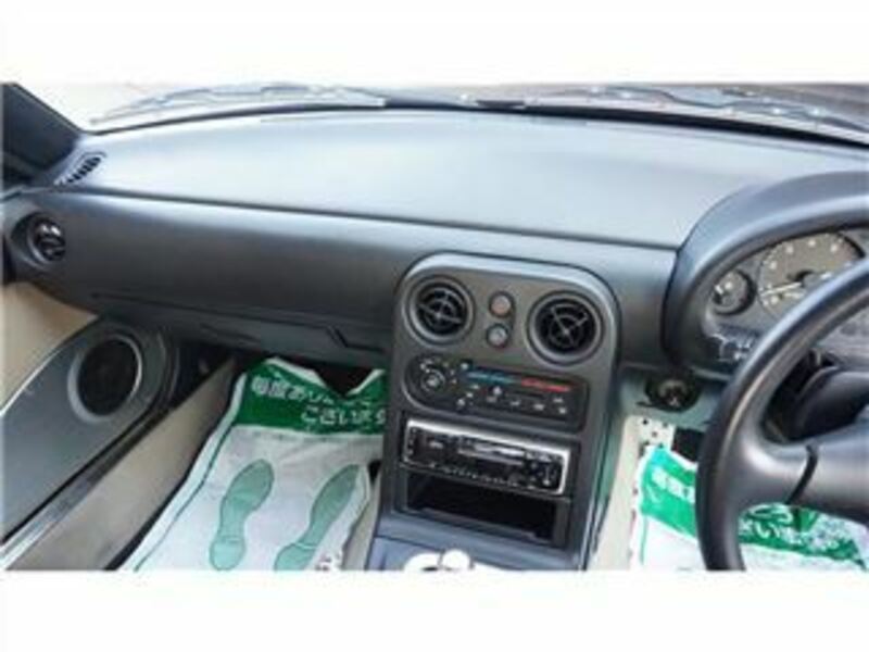 EUNOS ROADSTER