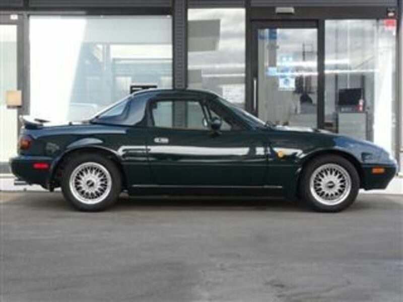 EUNOS ROADSTER