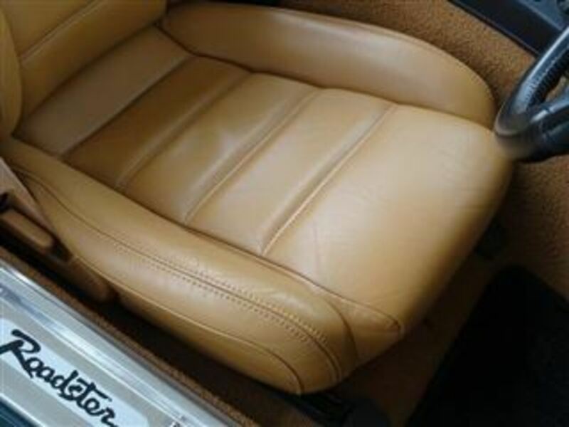 EUNOS ROADSTER