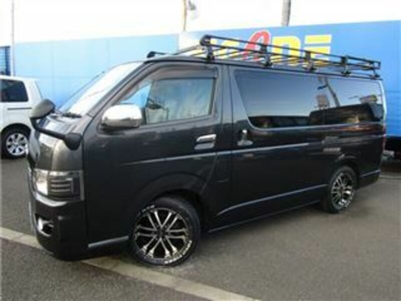 HIACE VAN-9