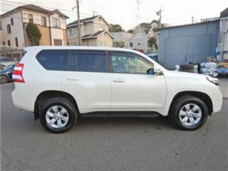 LAND CRUISER PRADO-6