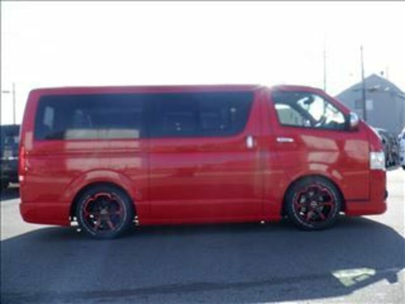 HIACE VAN-11