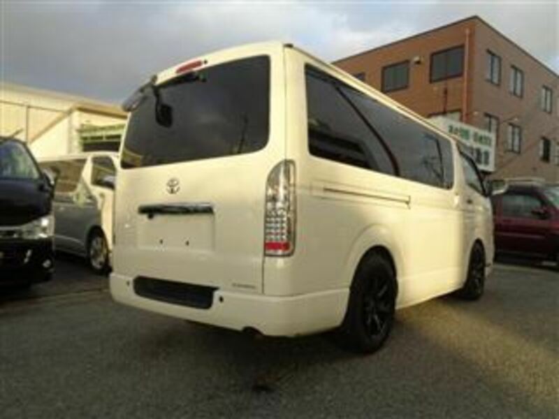 HIACE VAN-28