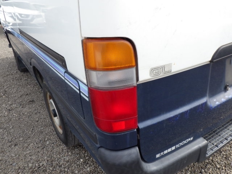 HIACE VAN