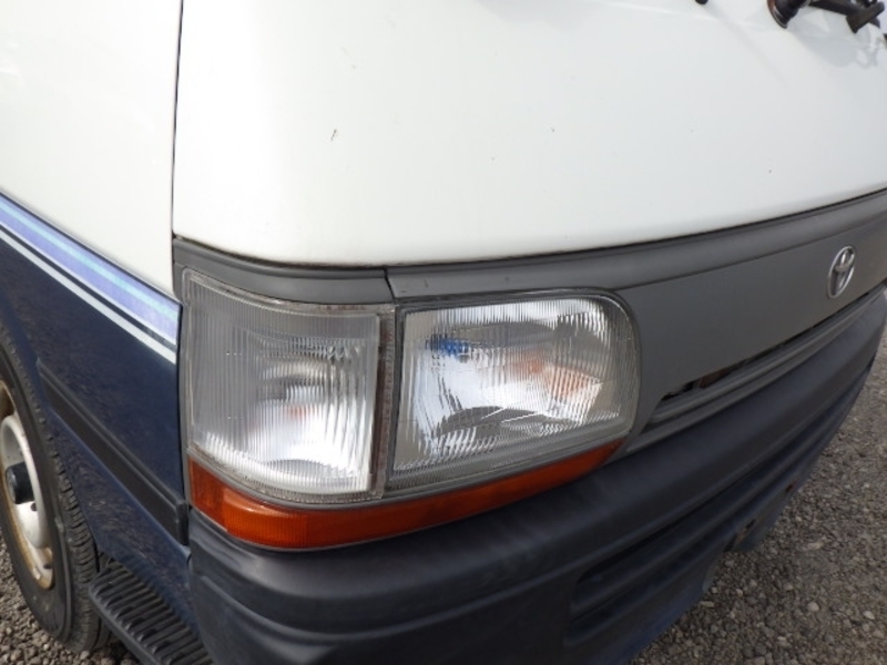 HIACE VAN