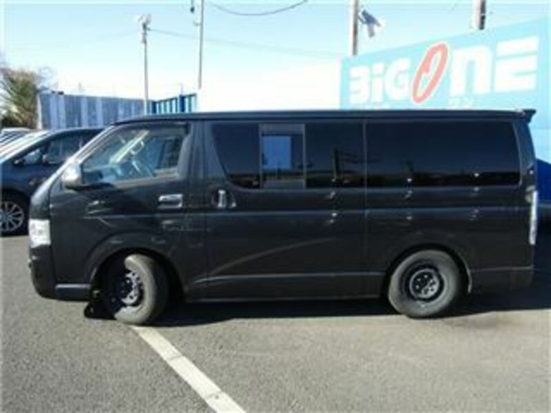 HIACE VAN-10