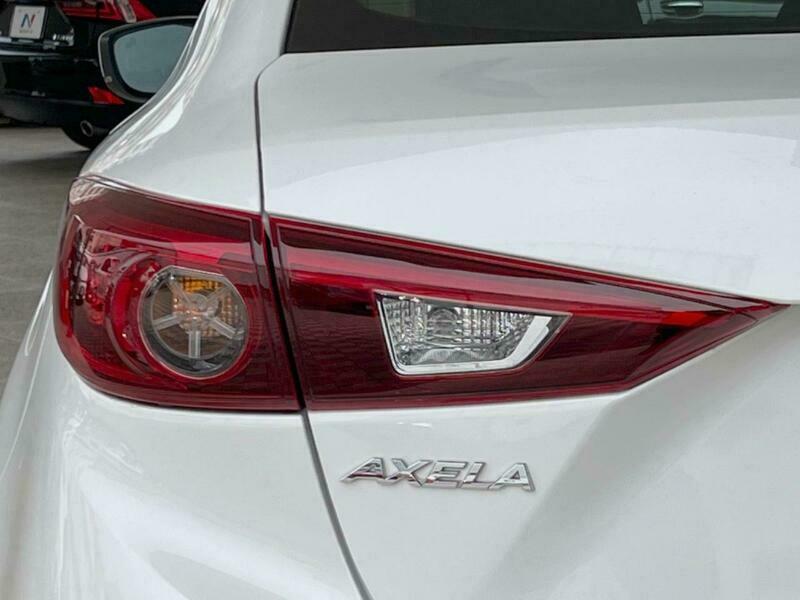 AXELA