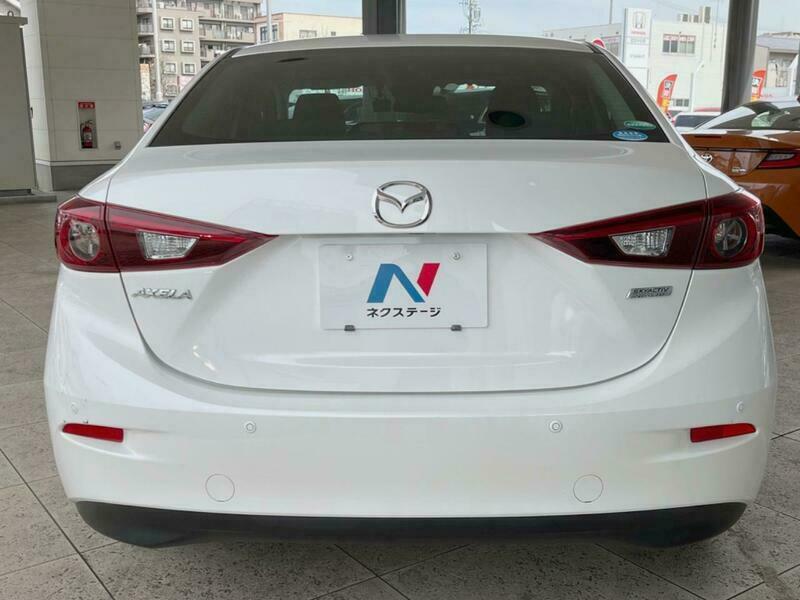 AXELA