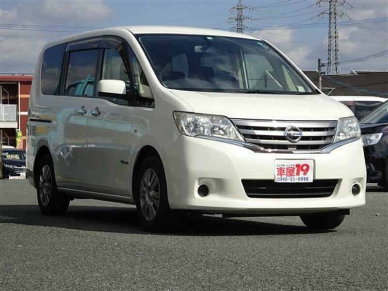 Used 2013 NISSAN SERENA DAA-HC26 | SBI Motor Japan