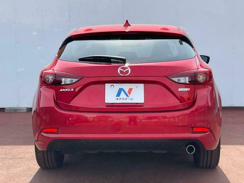Axela Sport