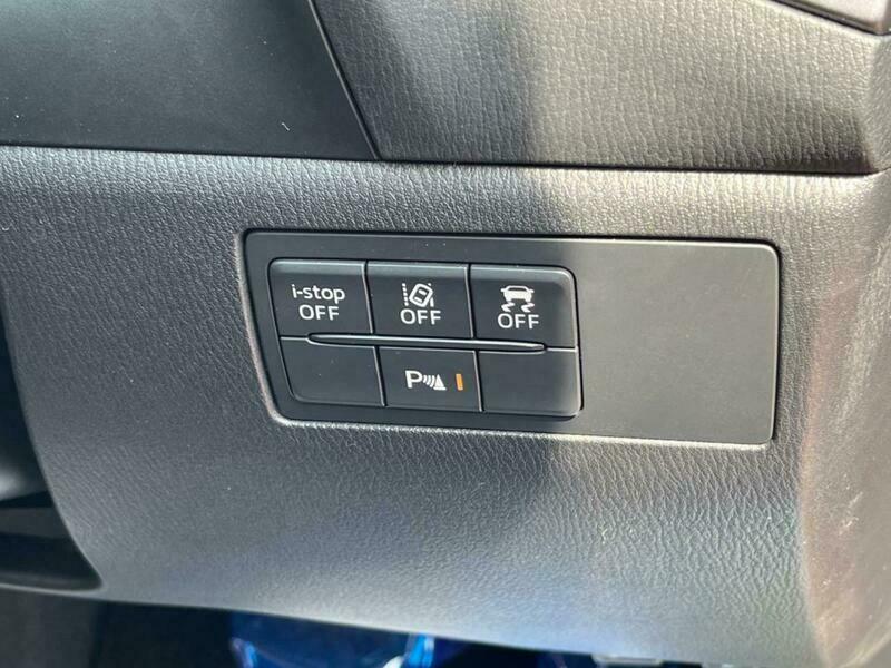 Axela Sport