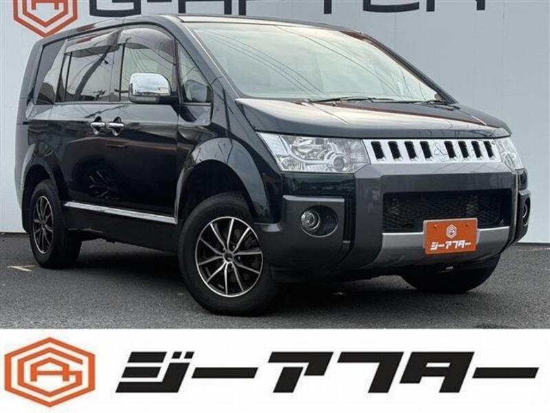 MITSUBISHI DELICA D5
