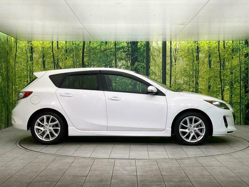 Axela Sport