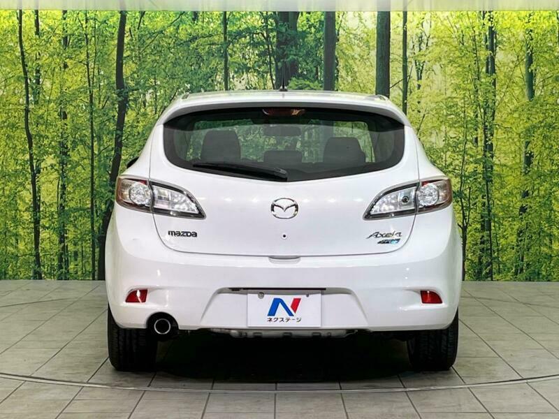 Axela Sport