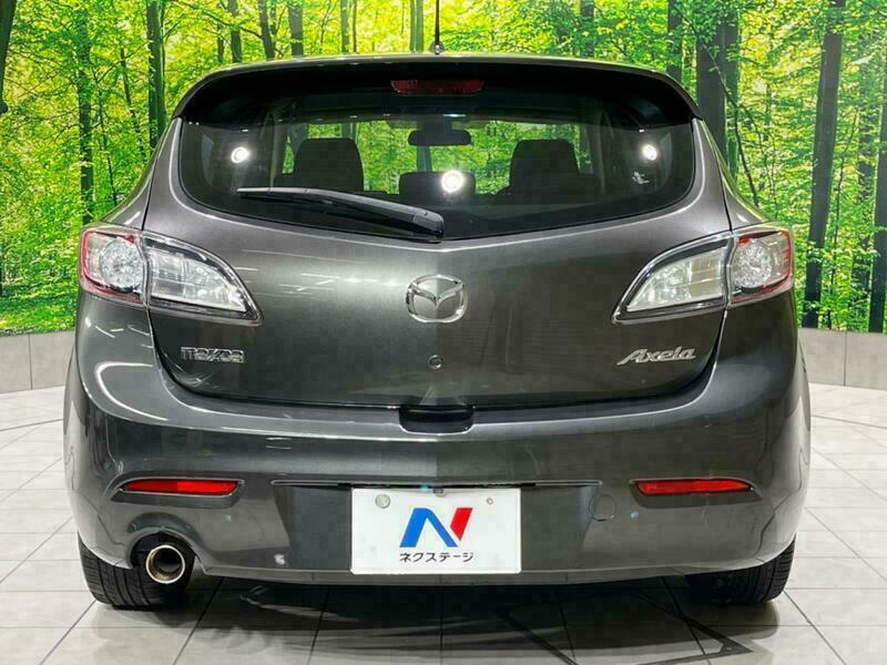 Axela Sport