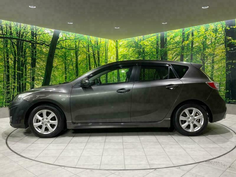 Axela Sport