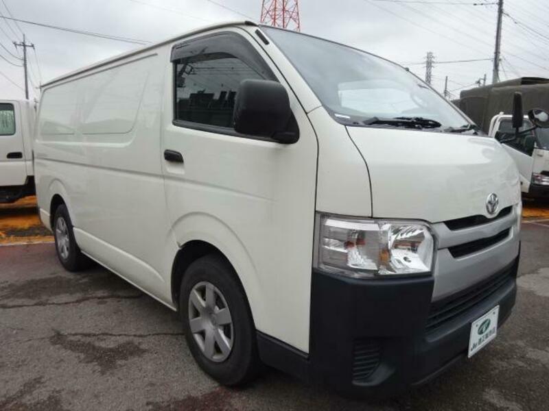 HIACE VAN-11