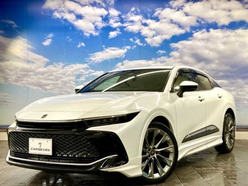 TOYOTA CROWN CROSSOVER