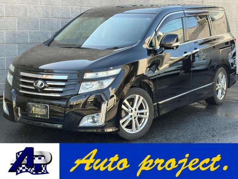 NISSAN ELGRAND