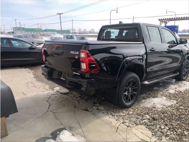 HILUX