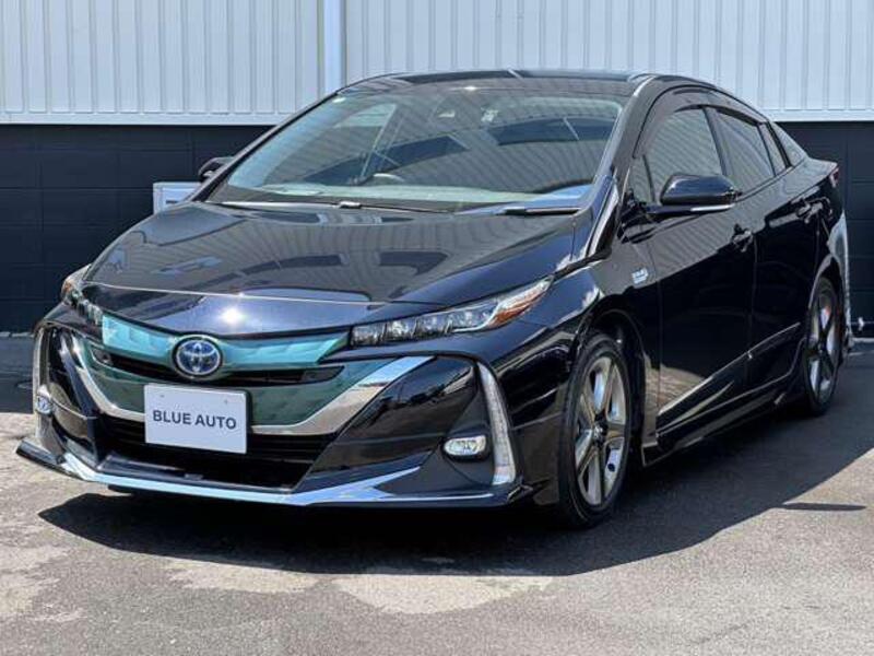 TOYOTA PRIUS PHV