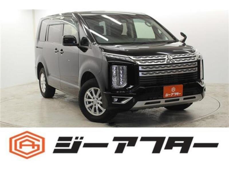 MITSUBISHI DELICA D5