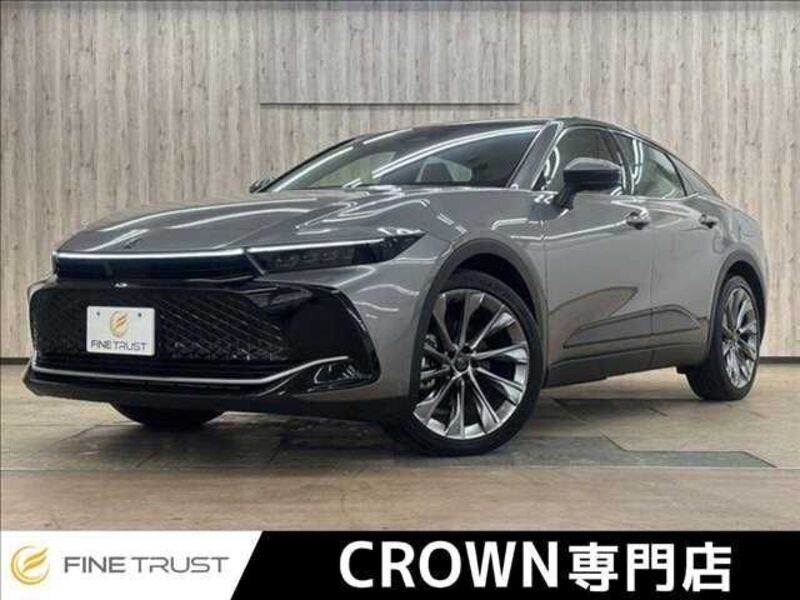 TOYOTA CROWN CROSSOVER
