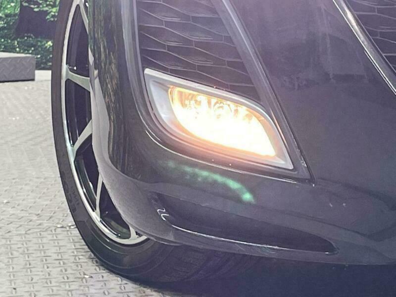 Axela Sport
