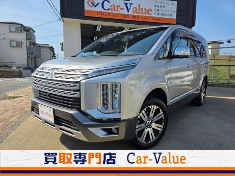 MITSUBISHI DELICA D5