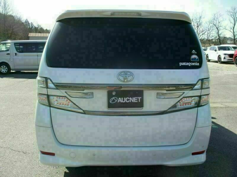 VELLFIRE