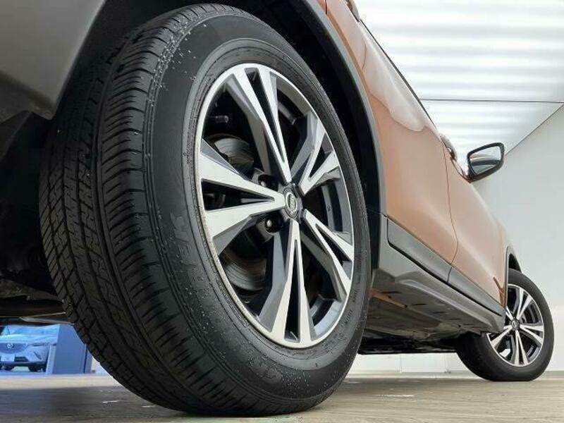 X-TRAIL-17