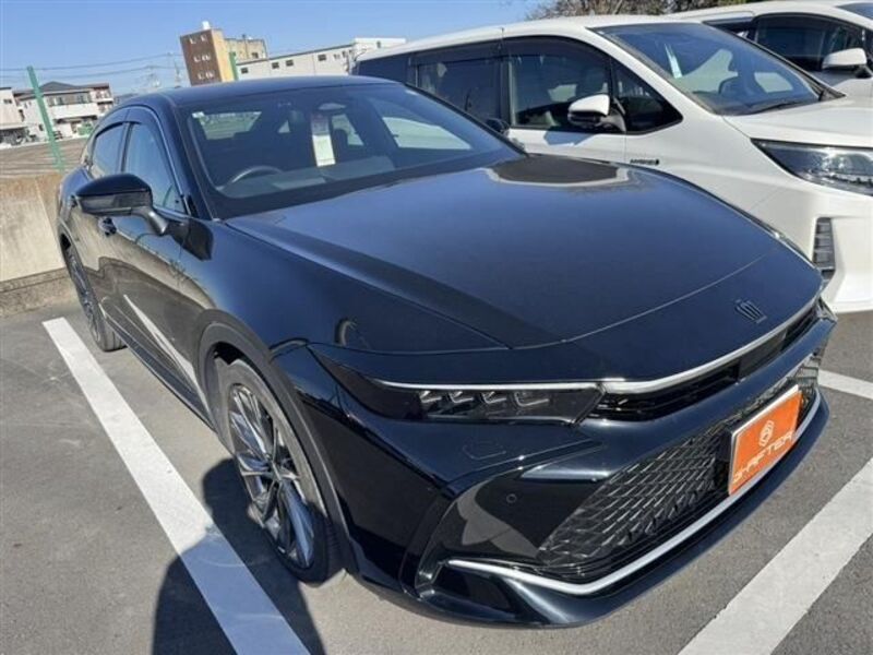 TOYOTA CROWN CROSSOVER