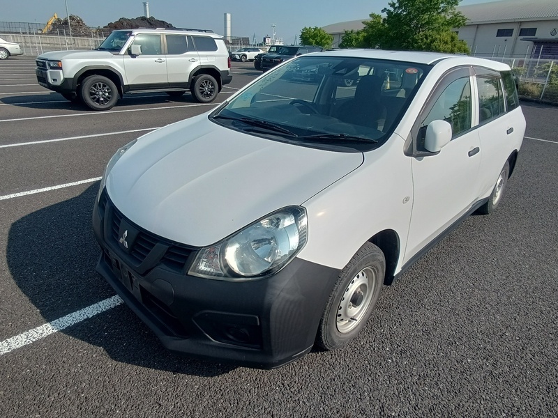MITSUBISHI LANCER CARGO