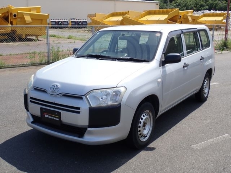 TOYOTA SUCCEED VAN