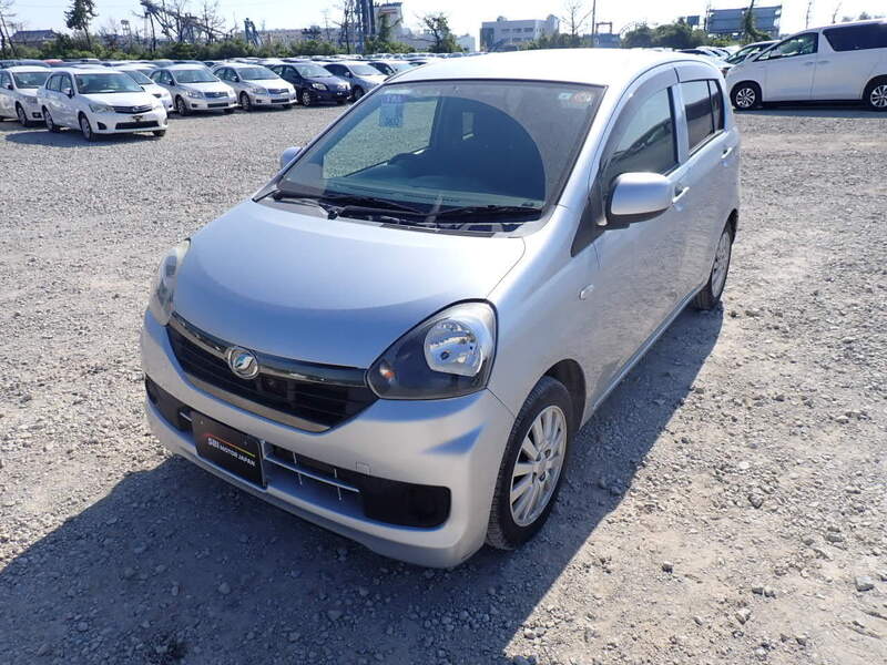 DAIHATSU Mira Es