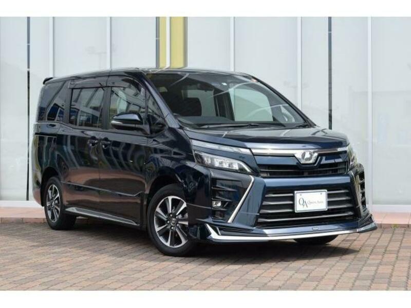 Used 18 Toyota Voxy Dba Zrr80w Sbi Motor Japan