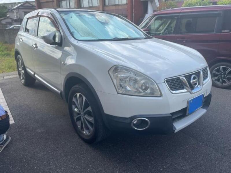 NISSAN DUALIS