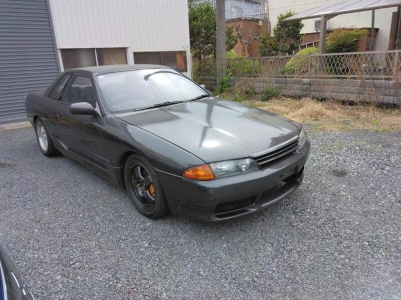 NISSAN SKYLINE