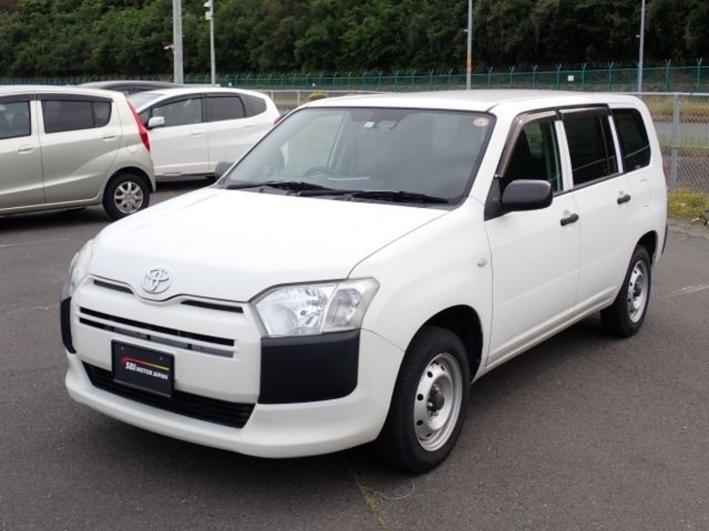 TOYOTA SUCCEED