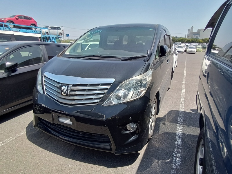 TOYOTA ALPHARD
